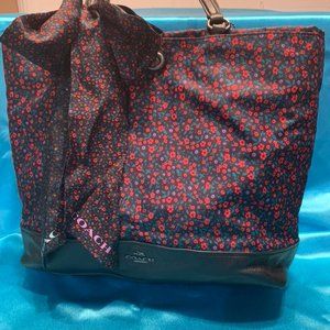 Coach Ranch Floral Print Nylon Print Tote